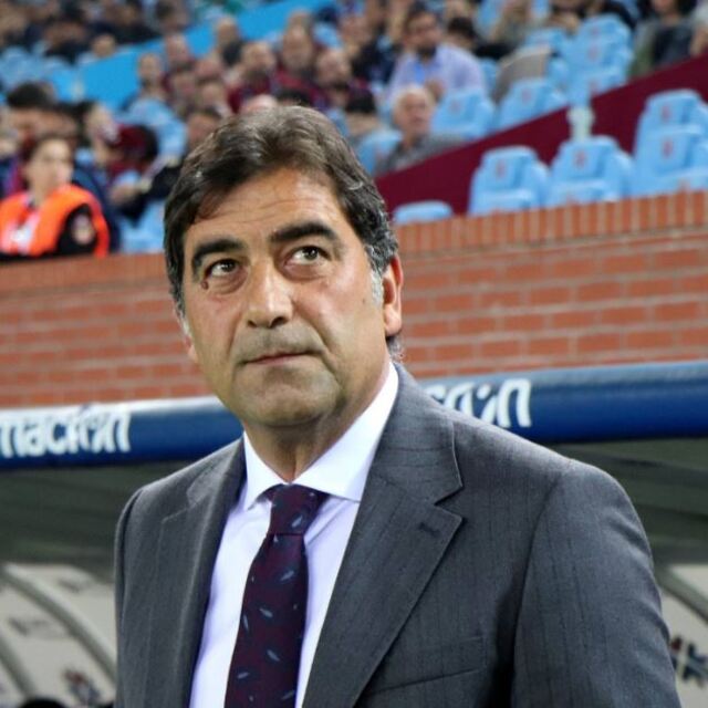 Ünal Karaman kimdir?