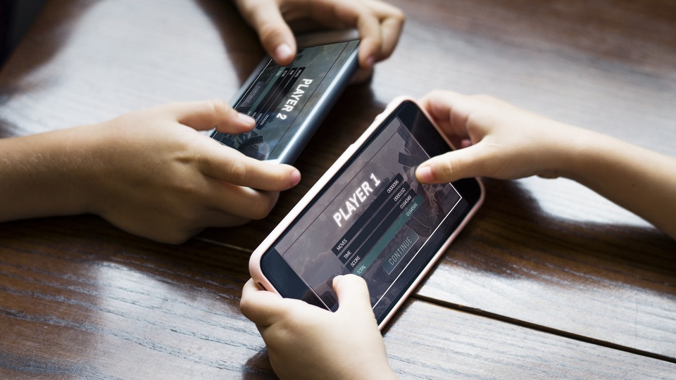 Her 10 yetişkinden 8'i oynuyor