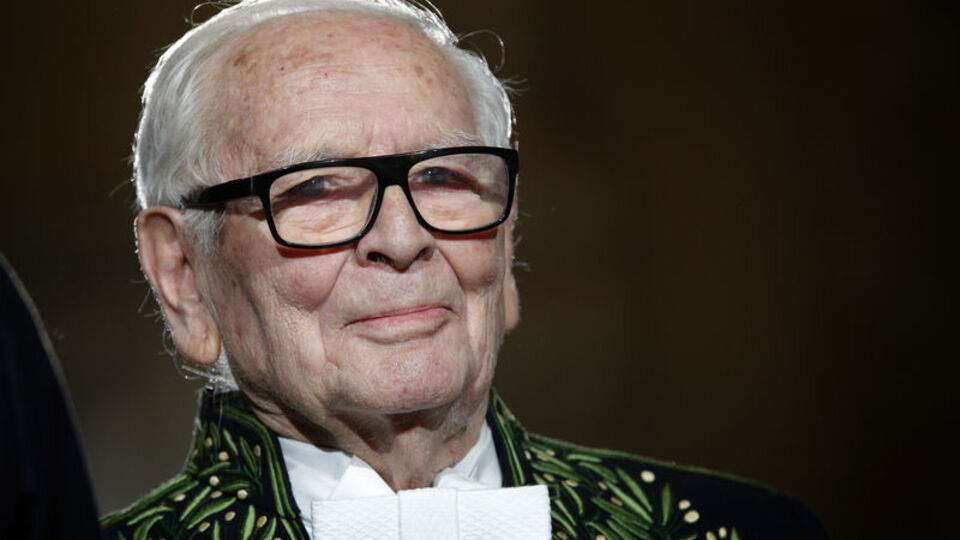 Ünlü modacı hayatını kaybetti