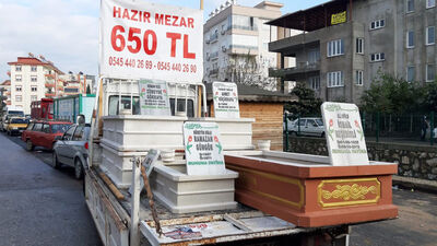 Pazarda 'hazır mezar' tezgahı açtı!