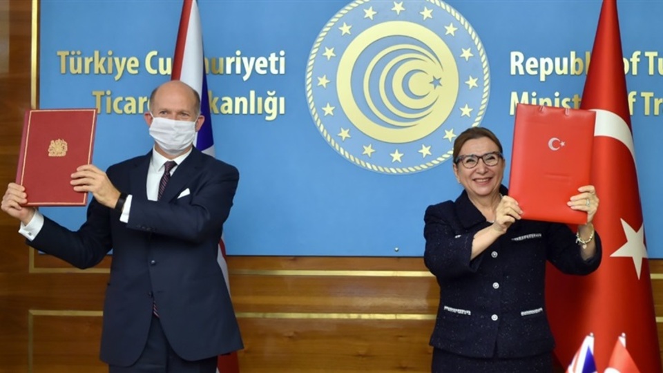 İngiltere ile tarihi imzalar atıldı