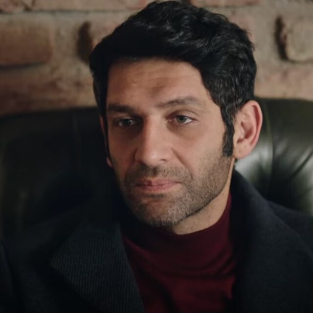 Masumlar Apartmanı Naci kimdir?