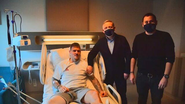 Gümüşdağ'dan Skrtel'e ziyaret