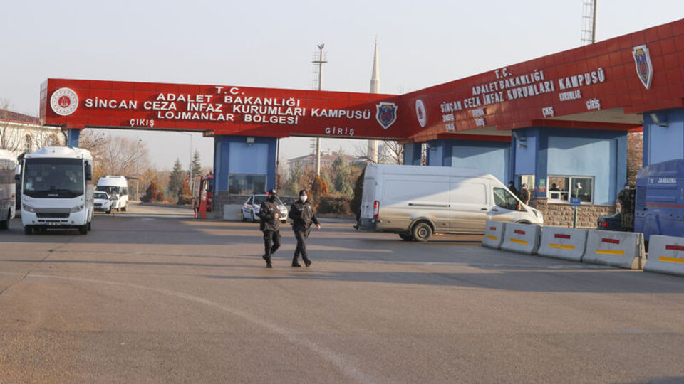 Kara Kuvvetleri darbe girişimi davasında 80 müebbet!