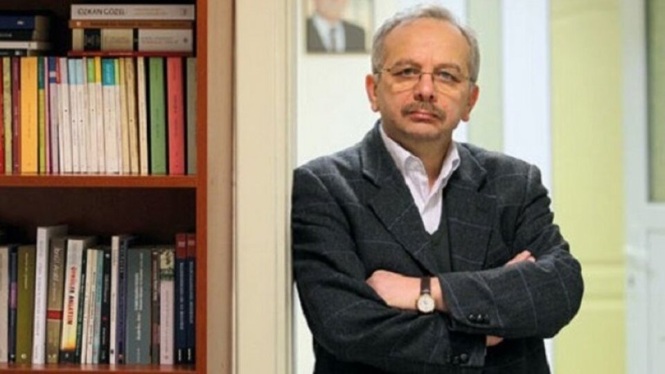 İsmail Kara kimdir?