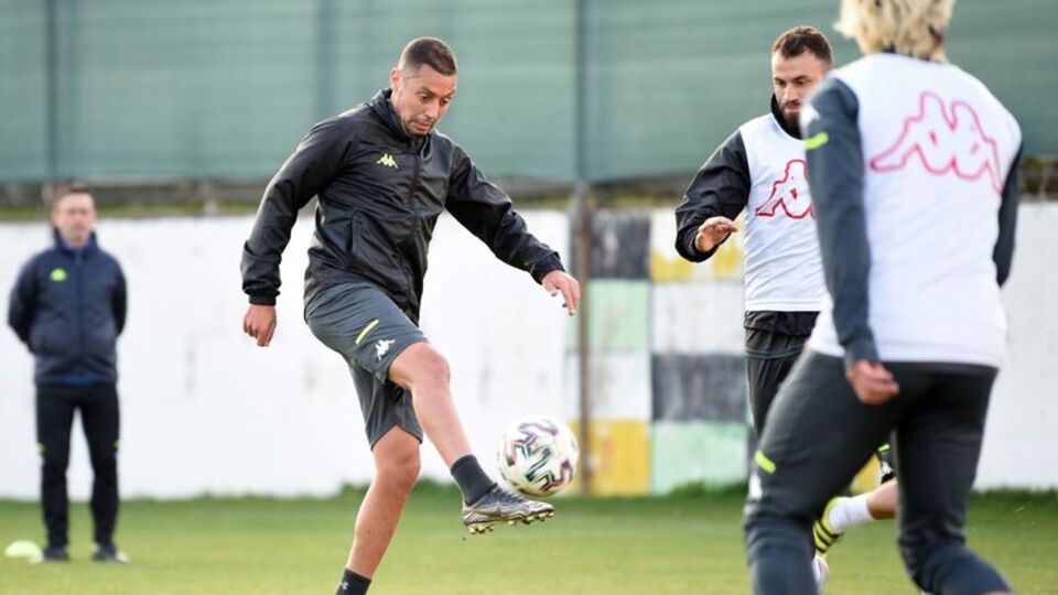 Denizlispor'da Aissati şoku!