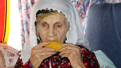 101 yaşında koronaya çelme! Virüsü hastanede koydum, geldim