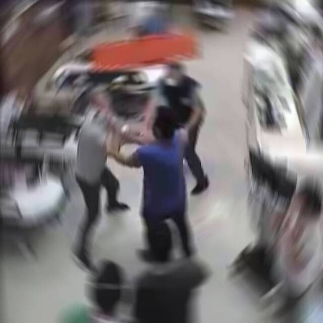 3 hastanede 4 doktora şiddet!