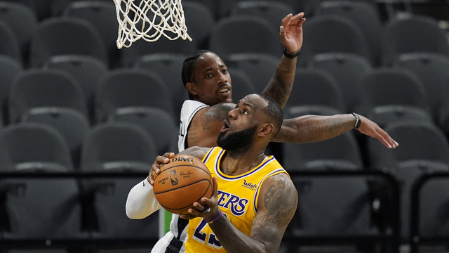 LeBron tarihe geçti
