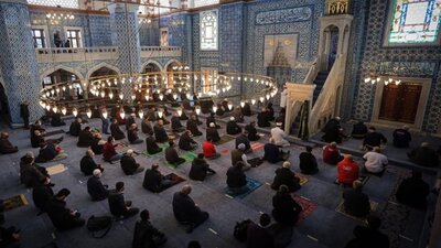 Bursa Cuma namazı saati kaçta?