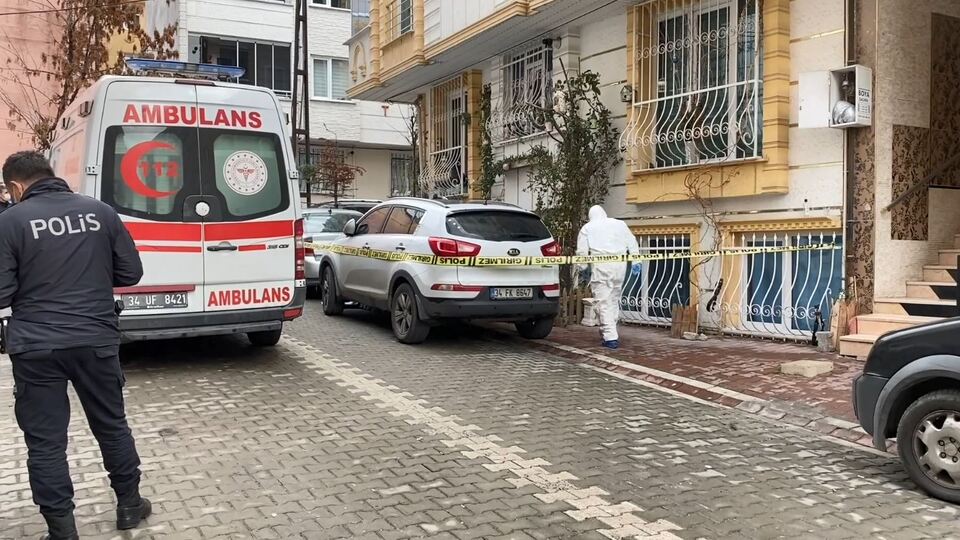 Korkunç şüphe! 4 çocuk annesi ölü bulundu
