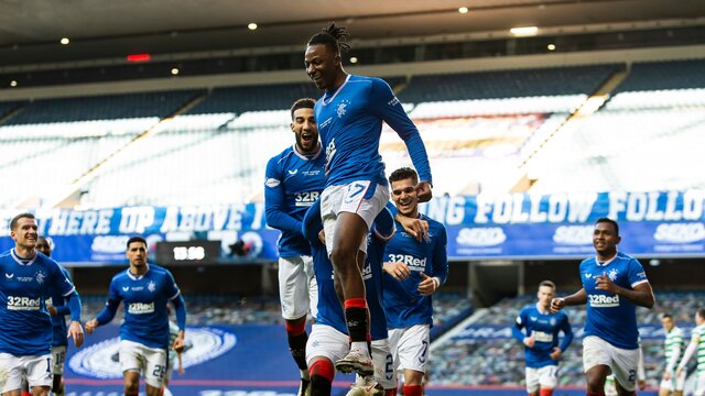 Derbiyi Rangers kazandı