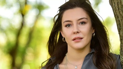 Ege Kökenli kimdir?