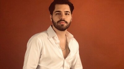 Emir Can İğrek kimdir?