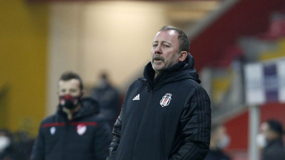 "Liderlikle övünecek değiliz"