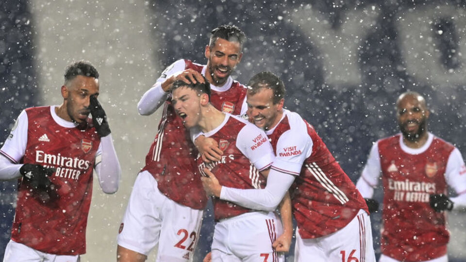 Karlı havada Arsenal farkı!