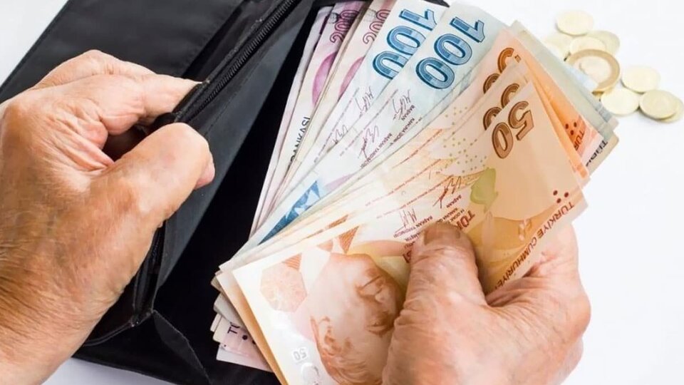 Emekli maaş zammı ne kadar oldu?