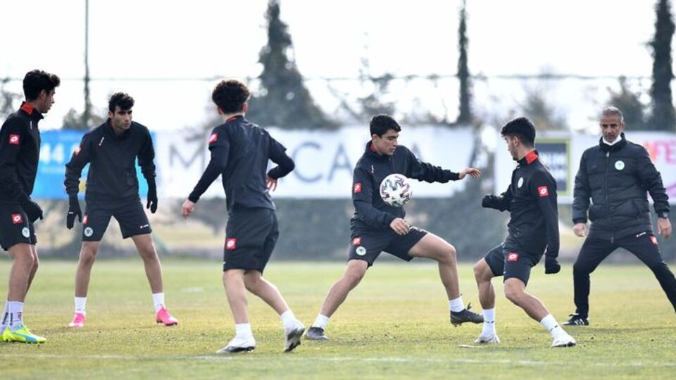 Konyaspor, G.Saray galibiyetine hasret