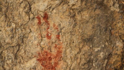 Manisa'da binlerce yıllık küller ve ayak izleri araştırıldı