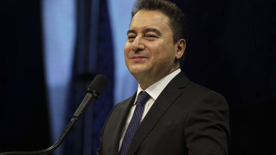 Ali Babacan kimdir?