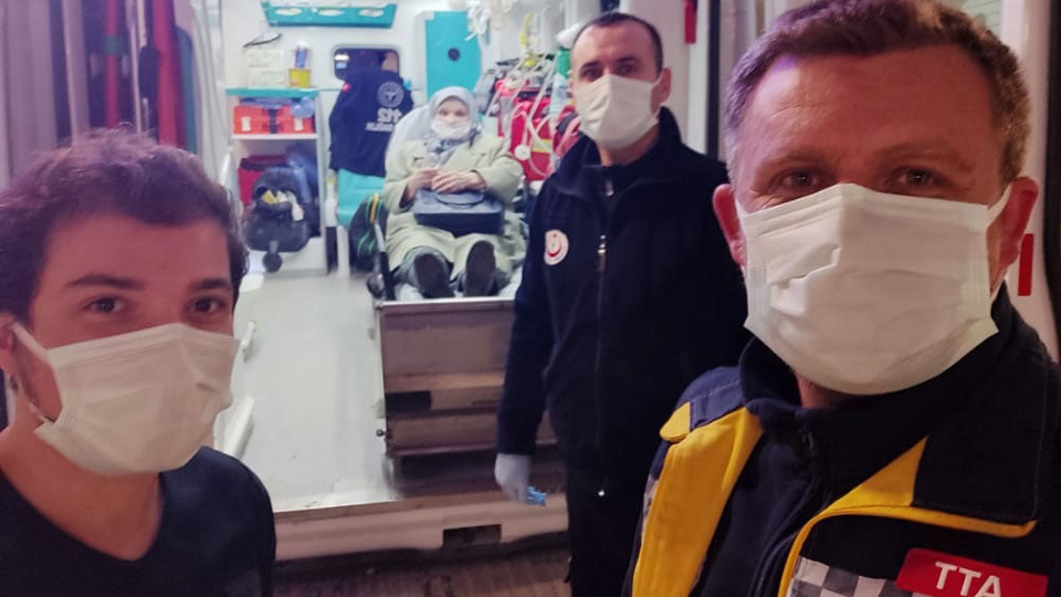 Naim Süleymanoğlu'nun annesi Türkiye'ye getirildi