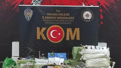 Gümrük kaçağı eşyalar ele geçirildi