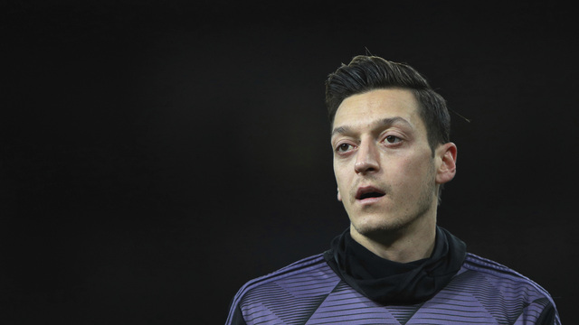 Mesut Özil bombası!