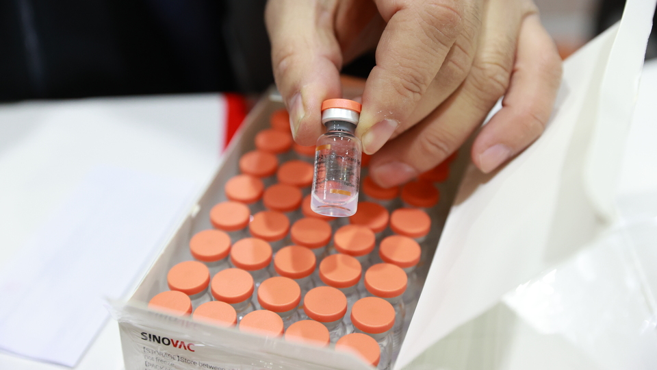 Bakanlıktan aşı dolandırıcılığına karşı uyarı!