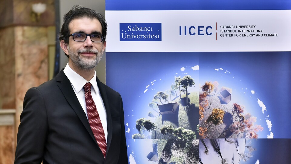 IICEC direktörlüğüne atama