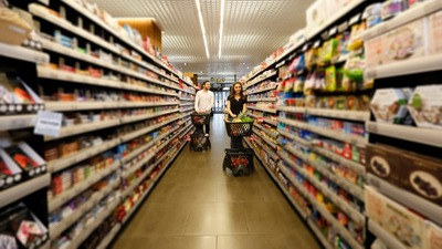 Migros,CarrefourSA'nın 34 mağazasını devralıyor