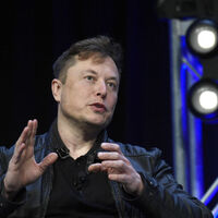 Dünyanın en zengini oldu