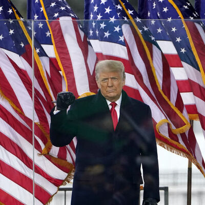 Trump, kendisi için 'özel af' çıkarmayı düşünüyor