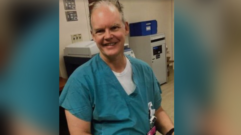 Aşı yaptırdıktan 2 hafta sonra ölen ABD'li doktorun ölüm nedeni araştırılıyor