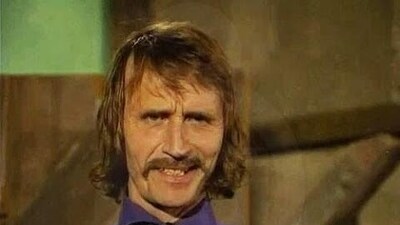 Dayak yiye yiye iki çocuk okuttu