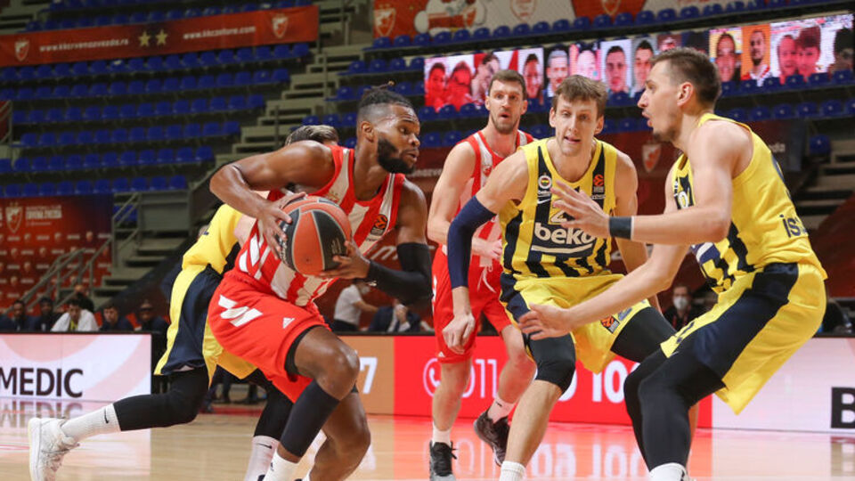 Fenerbahçe son saniyede kazandı