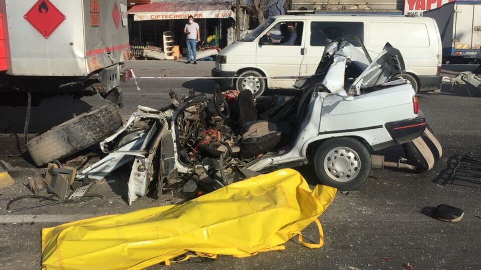 Feci kaza! Adeta yok oldu!