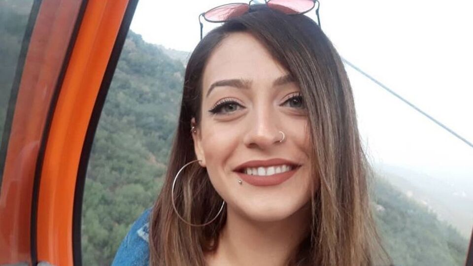 Aleyna 22 yaşındaydı! Yatağında ölü bulundu!