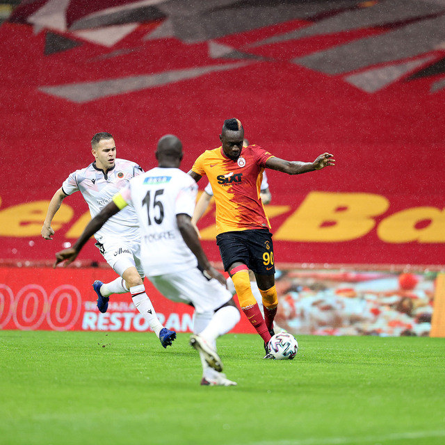 Diagne en erken golü attı!