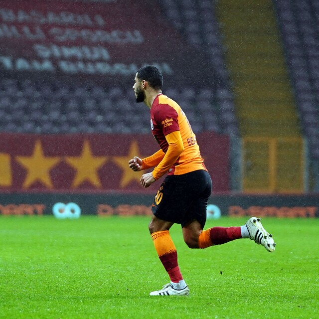 Belhanda şov!