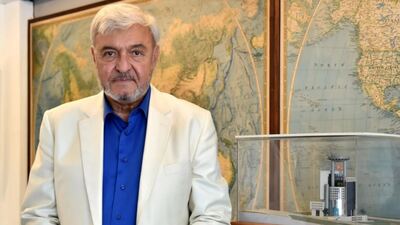 Ahmet Vefik Alp kimdir?