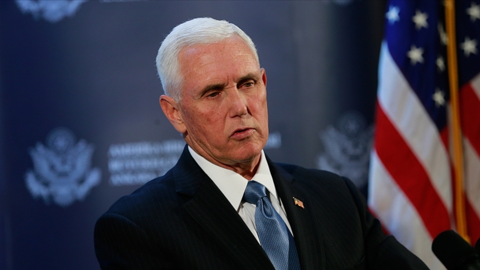 Pence'in 'yemin törenine katılacağı' iddia edildi