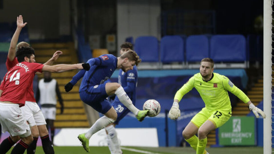 Chelsea ve Manchester City turladı