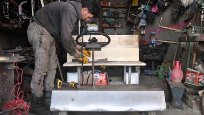 Hurda malzemelerden yaptılar! Yüksekovalı kardeşlere büyük ilgi