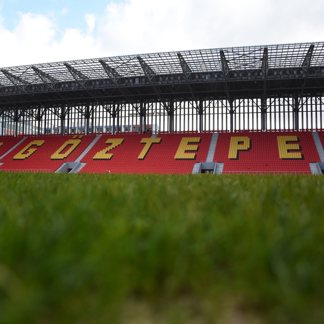 Göztepe'de adaylar üçe indi!