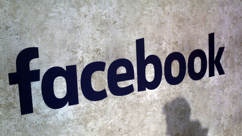 Facebook İran devlet televizyonunun hesabını kapattı