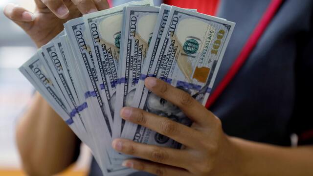 Dolarda yükseliş sürüyor