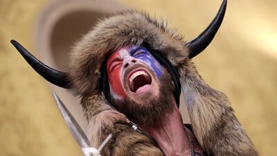 Twitter 70 binden fazla "QAnon destekçisi" hesabı askıya aldı