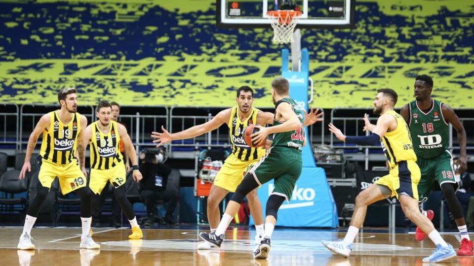 Fenerbahçe Beko farklı kazandı!