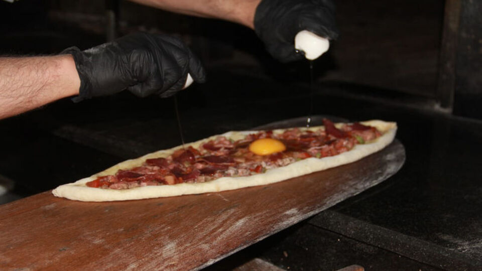 Vedat Milor sordu, yanıt gecikmedi! Tartışmaya pideciler de katıldı