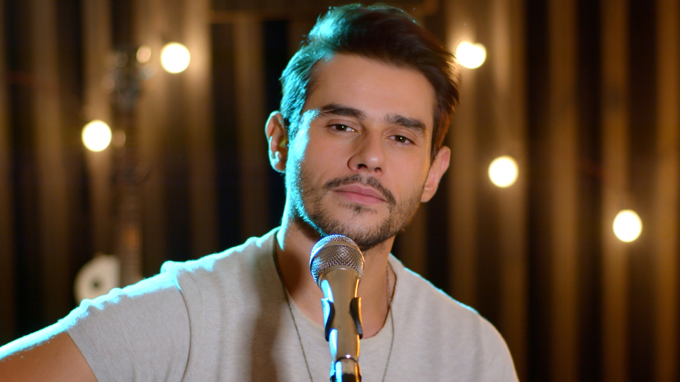 Belevi'nin "Leyla & Mecnun"u şimdi akustik!